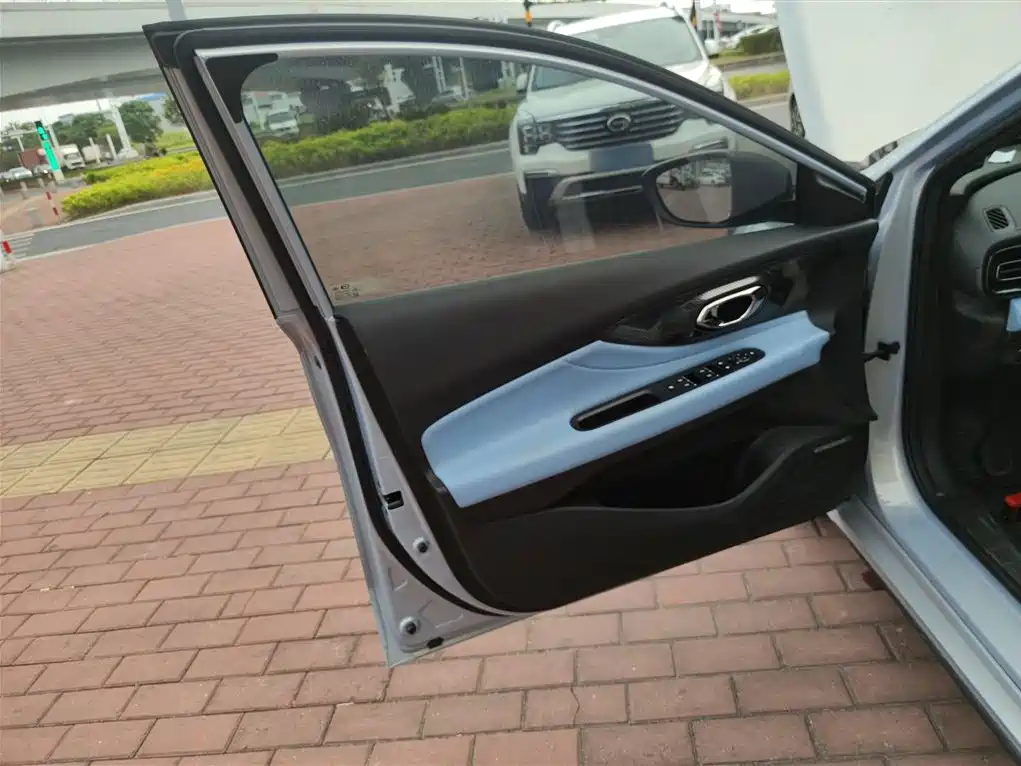GAC Trumpchi Trumpchi Emkoo 2023 Shadow Leopard H Smart Hybrid фото 21