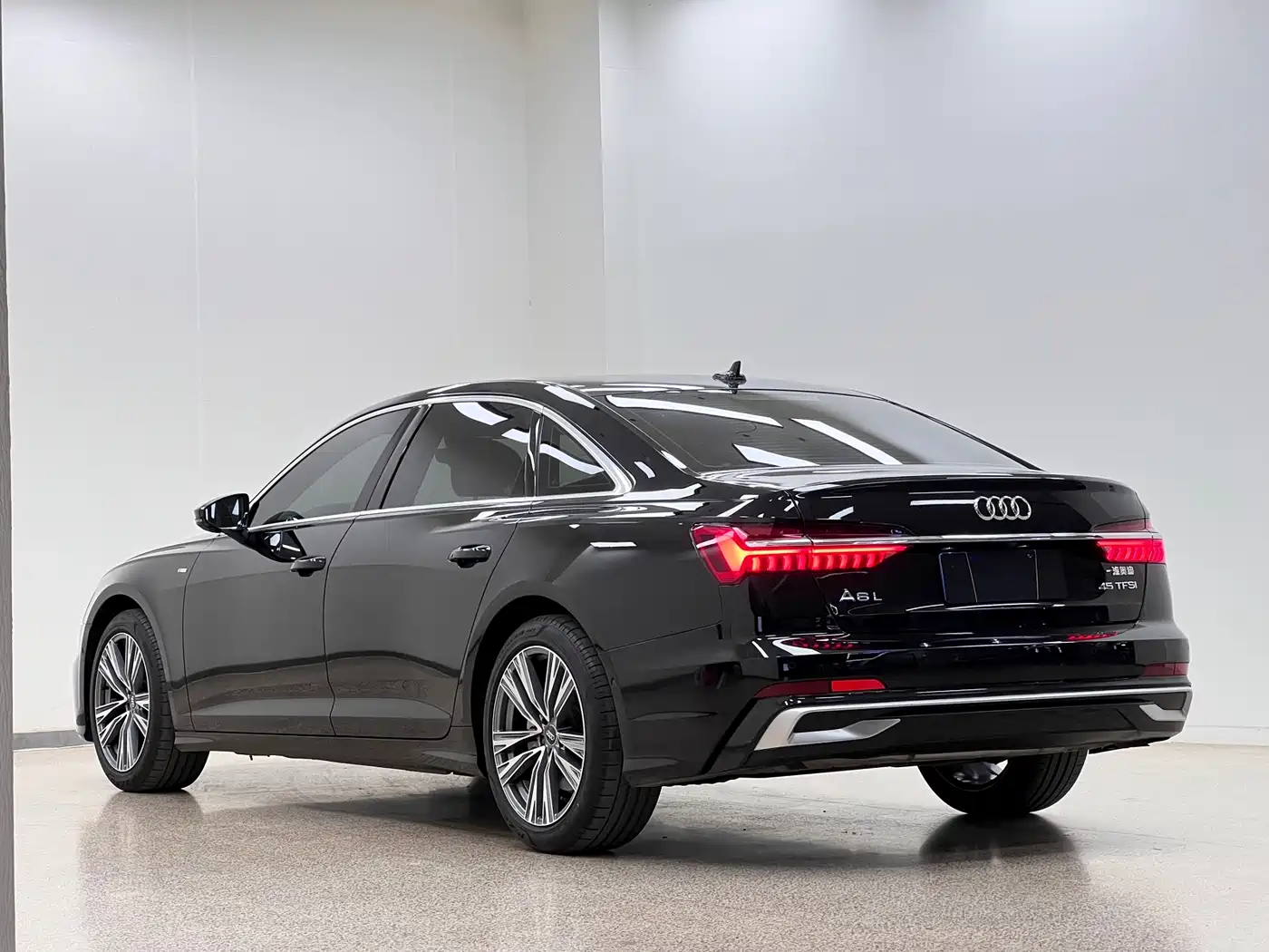 Audi A6L 2024 45 TFSI Premium Dynamic фото 7