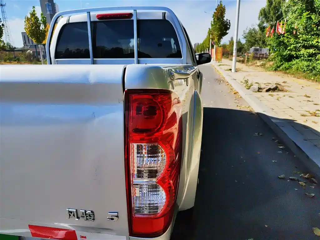 Great Wall Fengjun 5 2022 2021 2.4L Petrol 2WD Progressive Large Double Cab China VI 4K22D4M