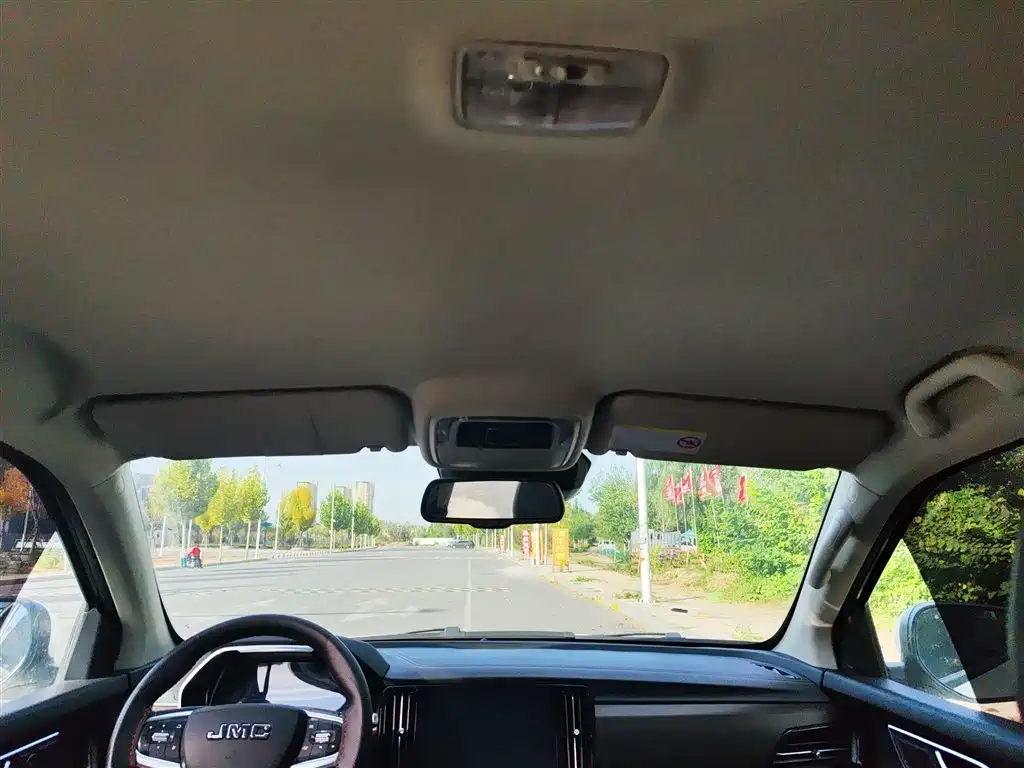 Jiangling Yuhu 9 2021 2019 2.0T Automatic Gasoline 2WD Comfort