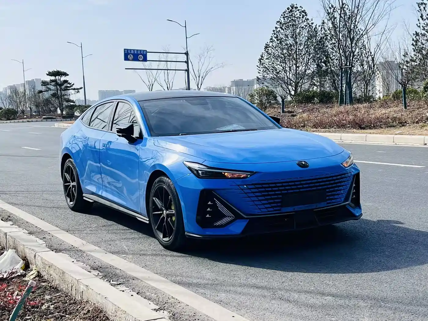 CHANGAN UNI-V