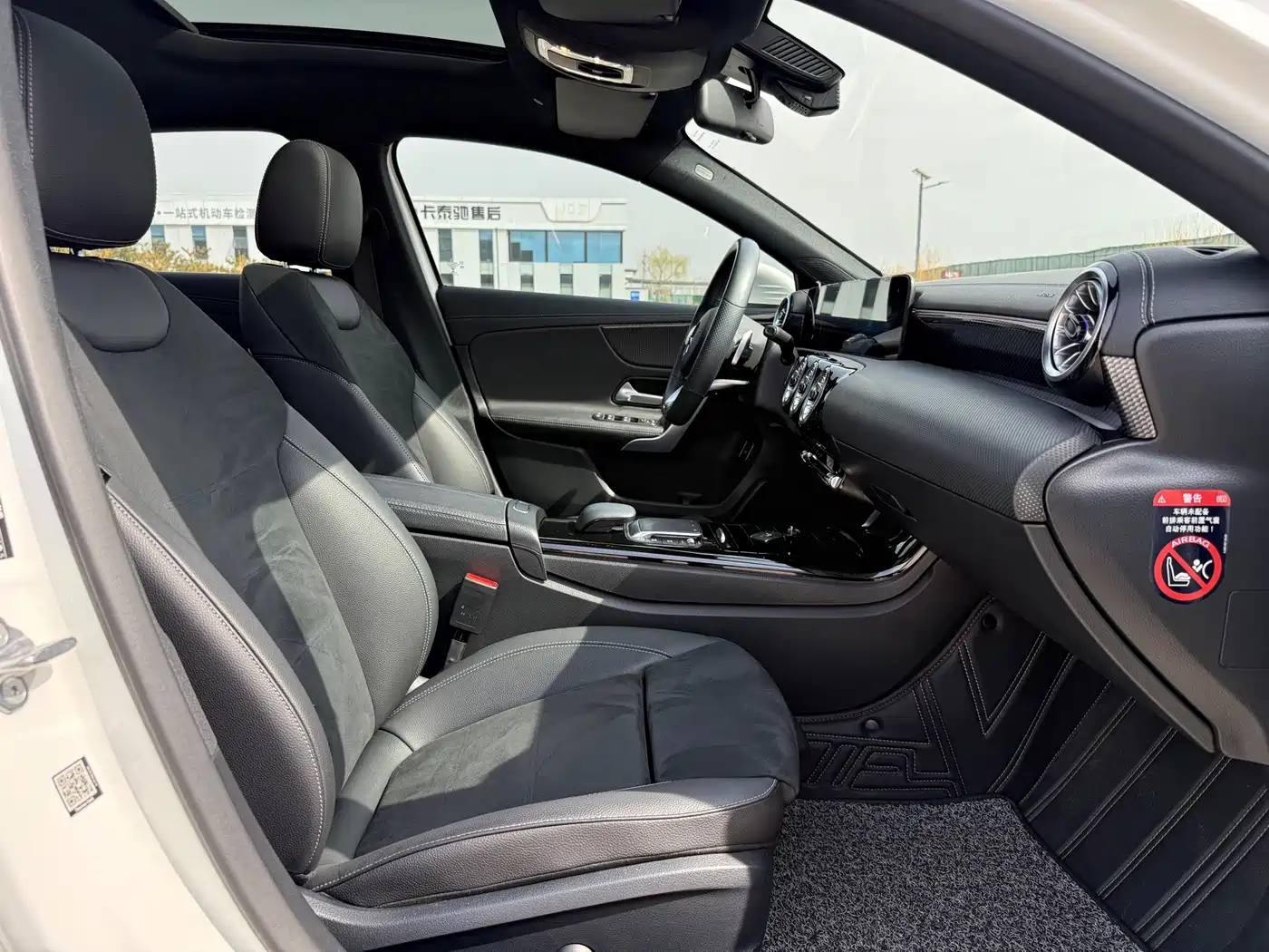 Mercedes-Benz A-Class 2021 A 200 L Sport Sedan Fashion Edition фото 37