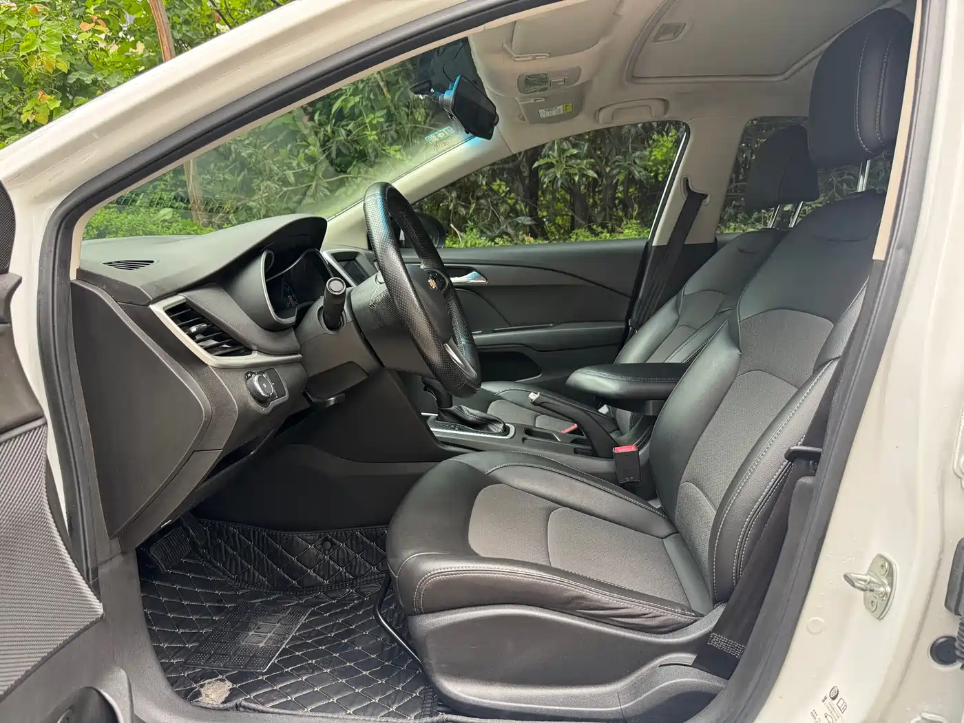 Chevrolet Cavalier 2016 1.5L Automatic Delight Edition фото 8