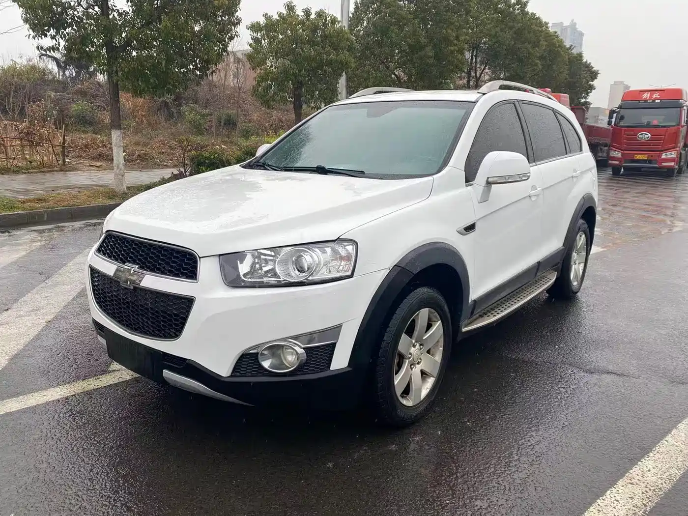Chevrolet Captiva 2014 2.4L 2WD Urban 7-seater