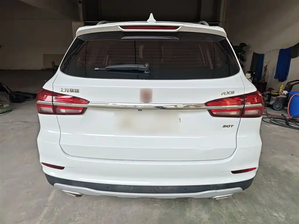 Фото 6 - Roewe RX5
