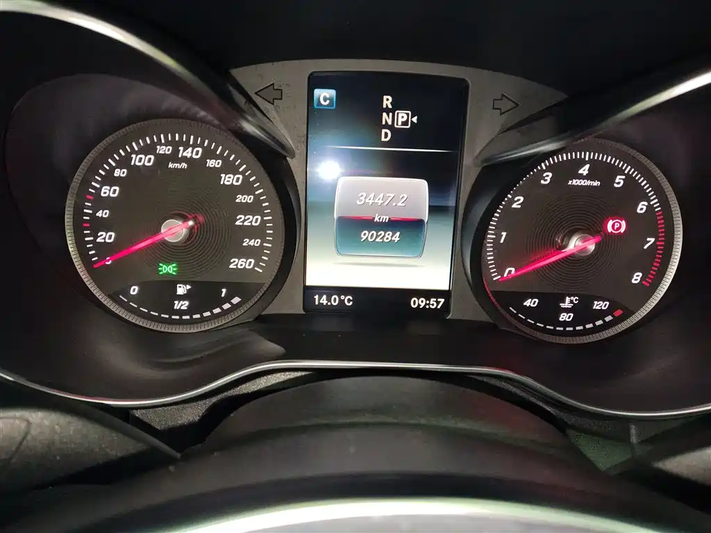Mercedes-Benz C-Class 2015 C 200 Sport Edition 4MATIC фото 12