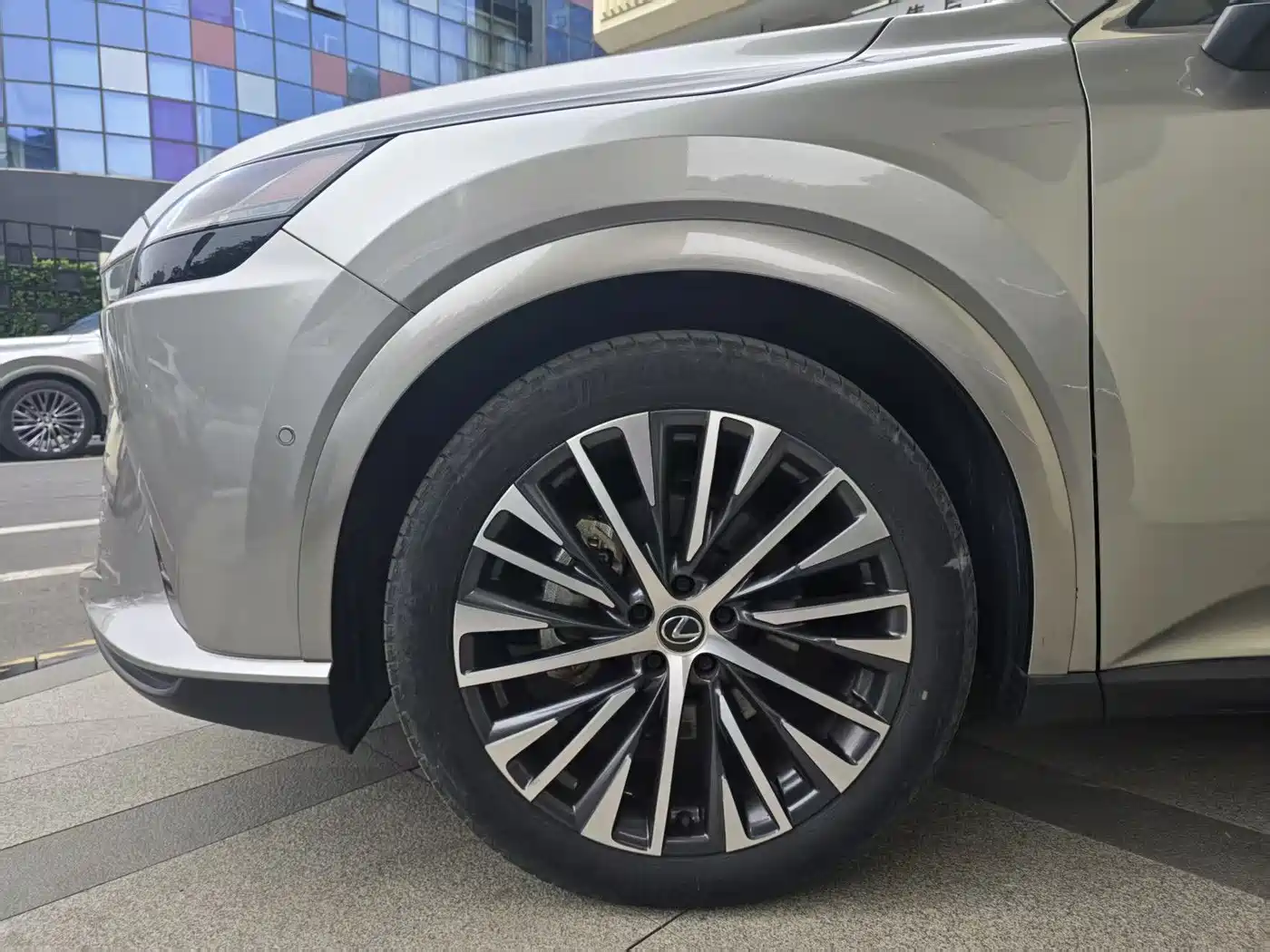 Lexus RX New Energy 2023 450h+ 4WD Enjoyment фото 4