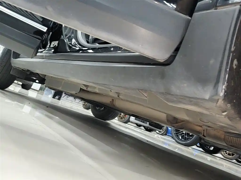 Cadillac XT5 2022 2.0T 2WD Luxury фото 21
