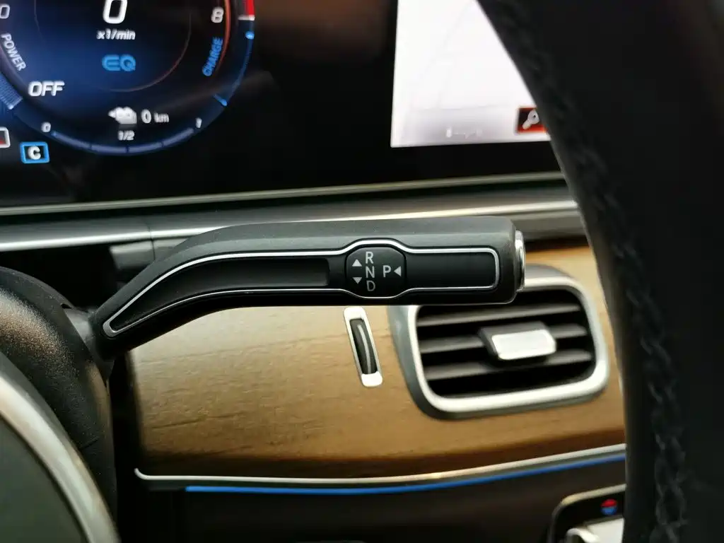 Mercedes-Benz GLE, миниатюра 13