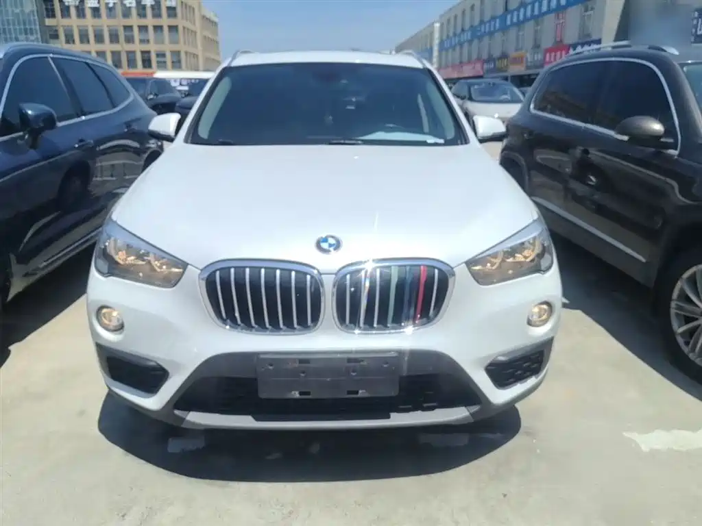 BMW X1 2018 sDrive18Li Fashion Model фото 3