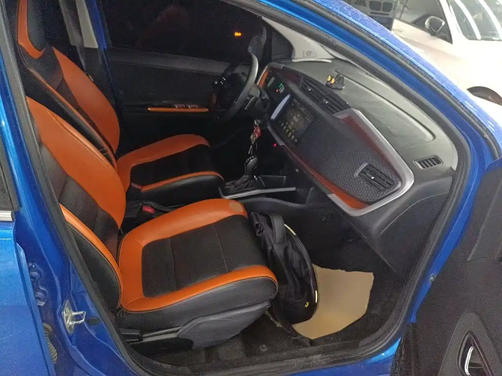 Geely Yuanjing X1 2018 2017 1.3L Auto Fun Edition