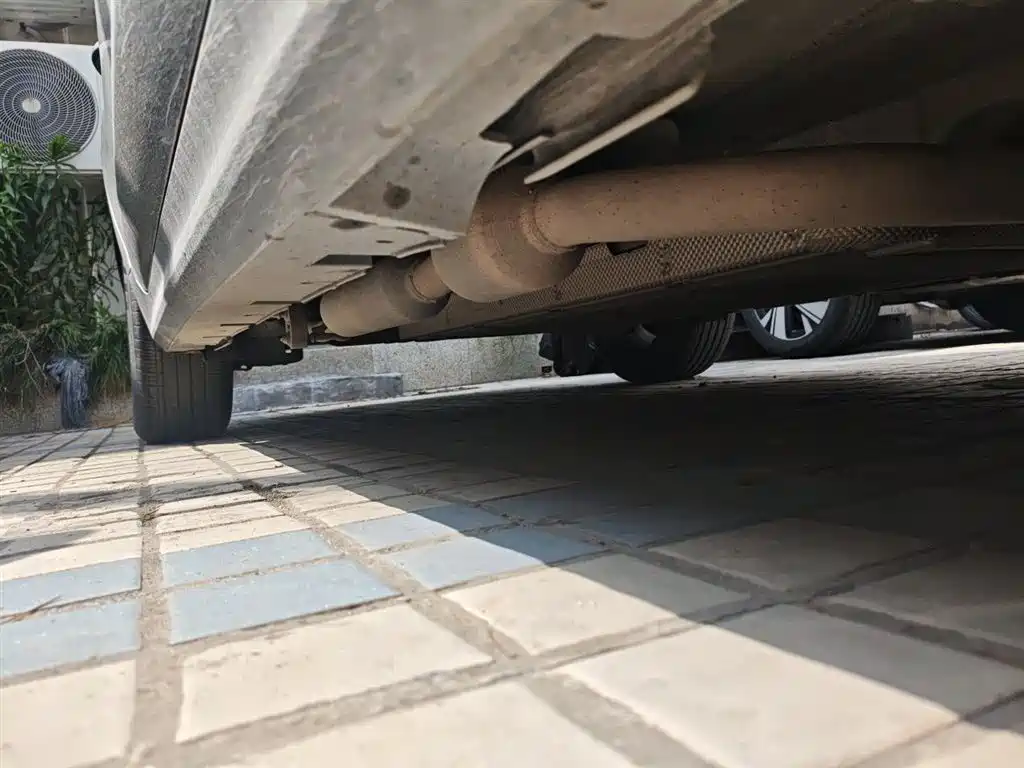 BYD Qin PLUS 2021 DM-i 55KM Premium фото 17