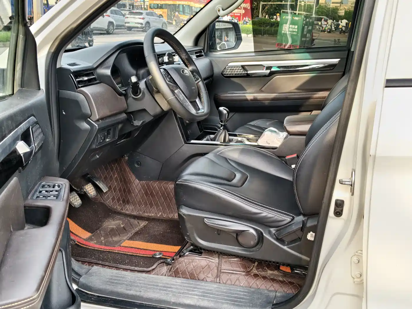 JAC JAC T8 2021 2020 2.0T Diesel 2WD Luxury Standard Cab HFC4DB2-2E