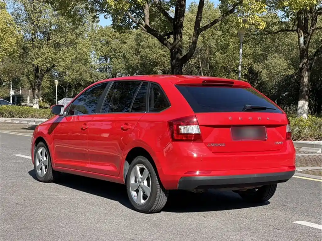 Škoda Skoda Rapid Spaceback 2019 Facelift 1.5L Automatic Comfort Version China VI фото 24