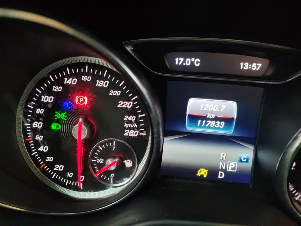 Mercedes-Benz CLA (Import) 2018 CLA 200 Dynamic Edition фото 12