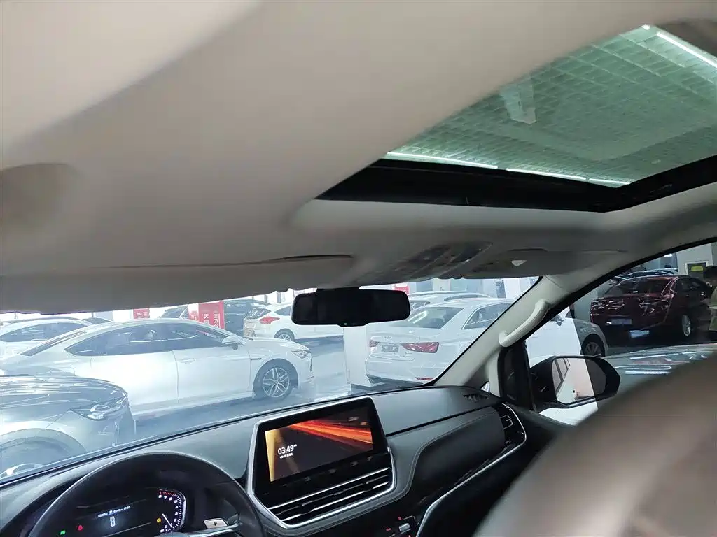SAIC Maxus Maxus G20 2021 Facelift PLUS 2.0T Gasoline Automatic Luxury фото 8