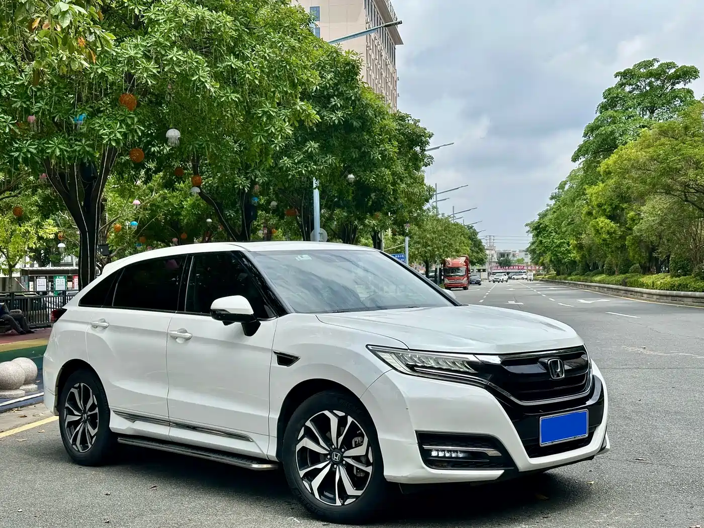 Honda UR-V 2017 2017 240TURBO 2WD Luxury Edition China V