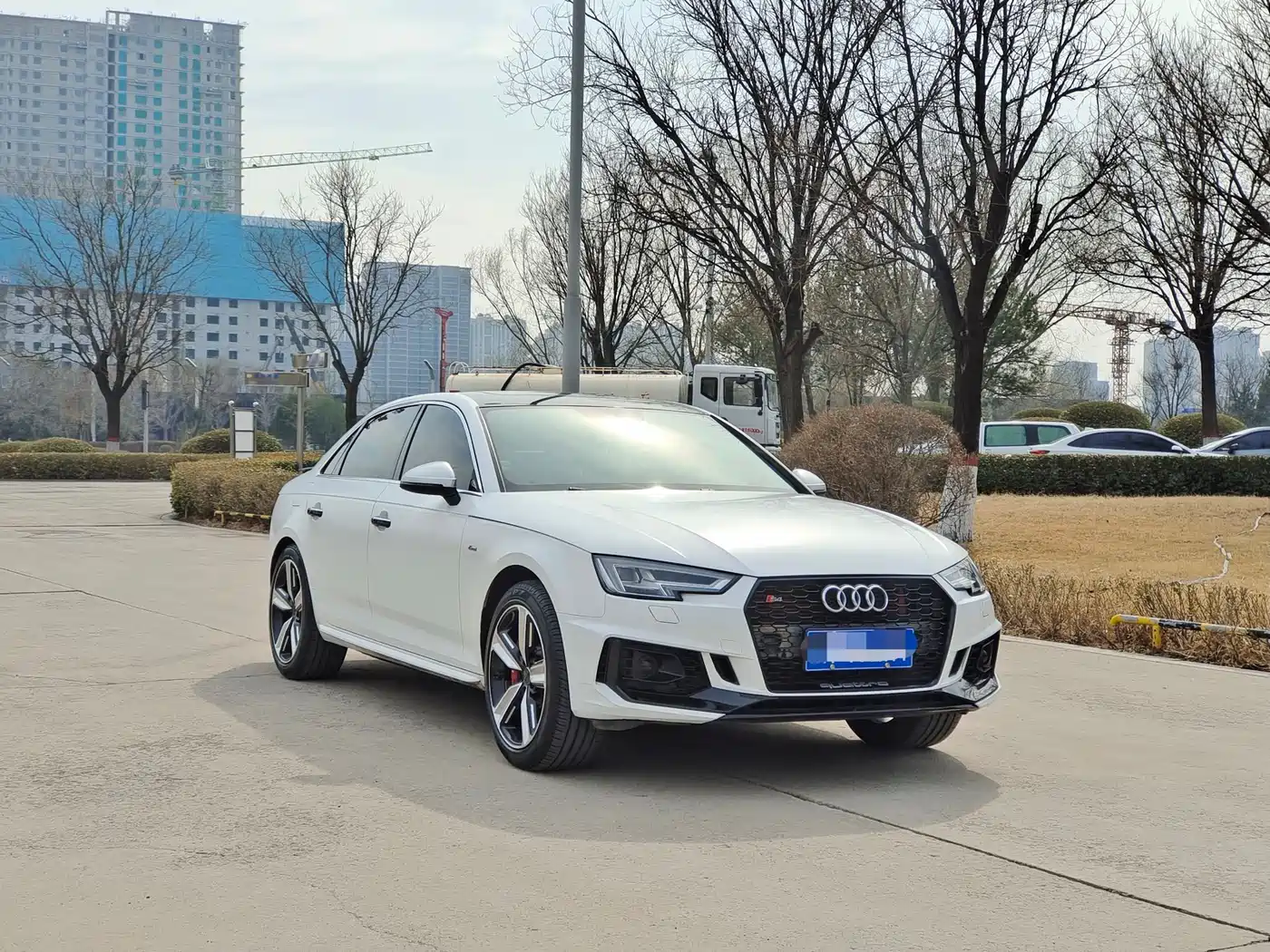 Audi A4L 2018 30th Anniversary 40 TFSI Progressive фото 3