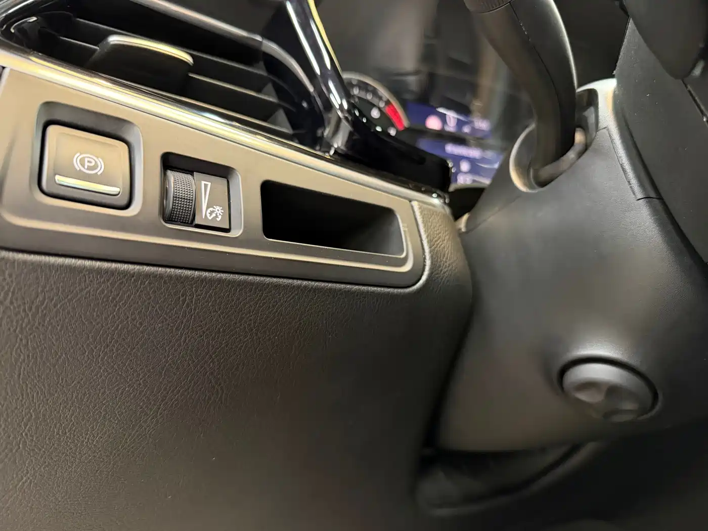Cadillac XT6 2020 28T 6-Seater 4WD Luxury Model фото 22