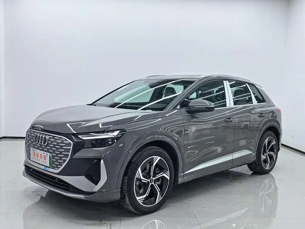 Фото 1 - Audi Q4 e-tron