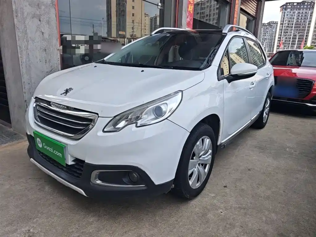 Peugeot 2008 2014 1.6L Automatic Fashion Edition фото 2