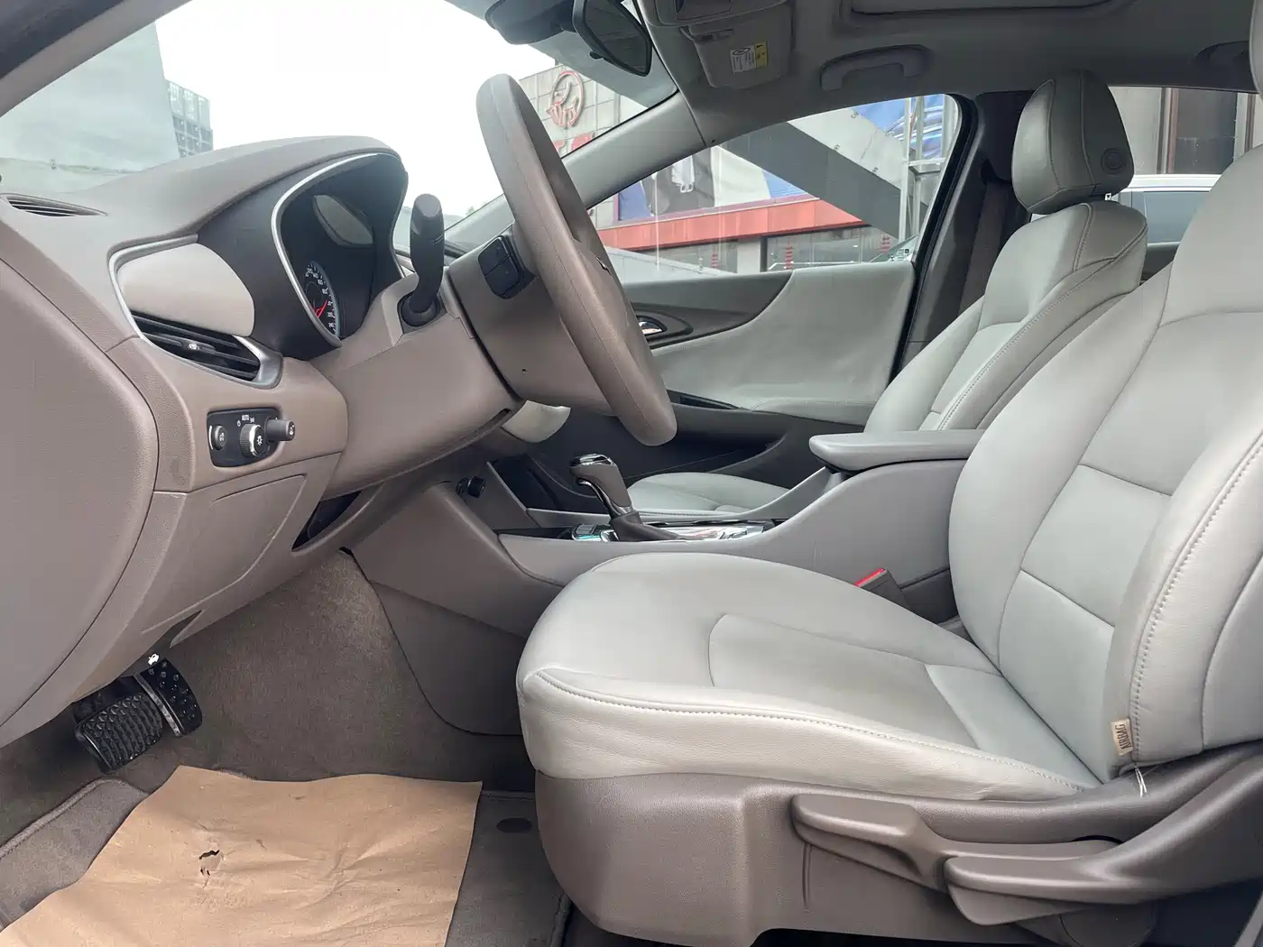 Chevrolet Malibu XL 2017 1.5T Auto Enjoyment Edition фото 4