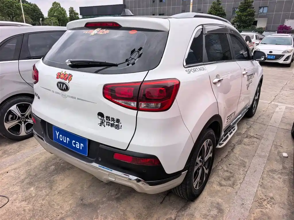 Kia KX3 Smart Run 2015 1.6L Automatic 2WD DLX фото 5