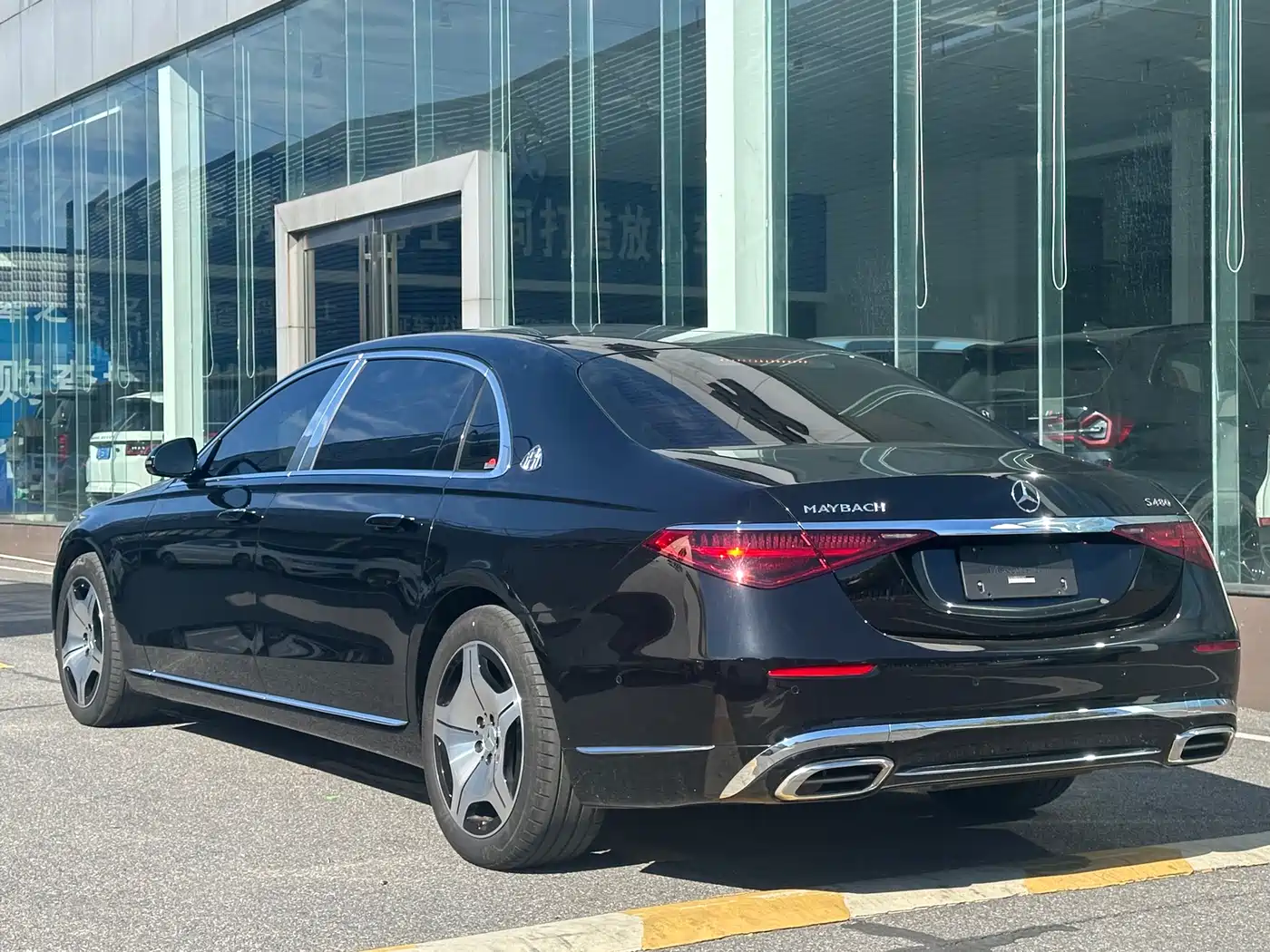 Mercedes-Benz Maybach S-Class 2025 Model S 480 4MATIC фото 11