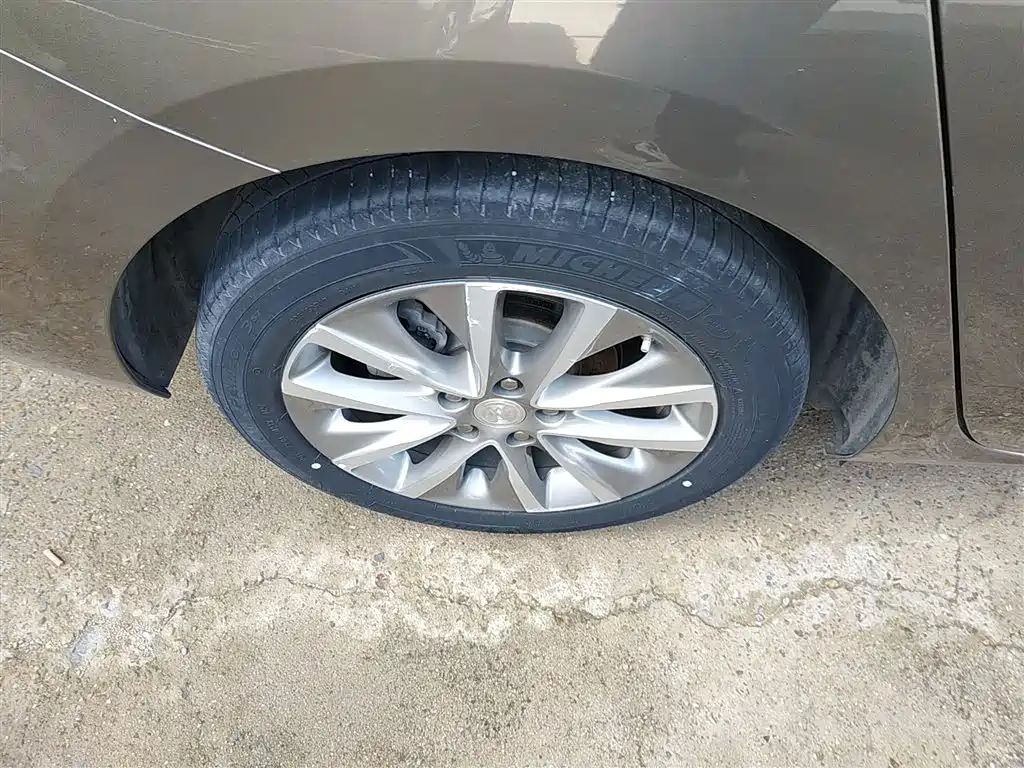 Buick GL6 2021 323T Mild Hybrid Connected Luxury фото 30