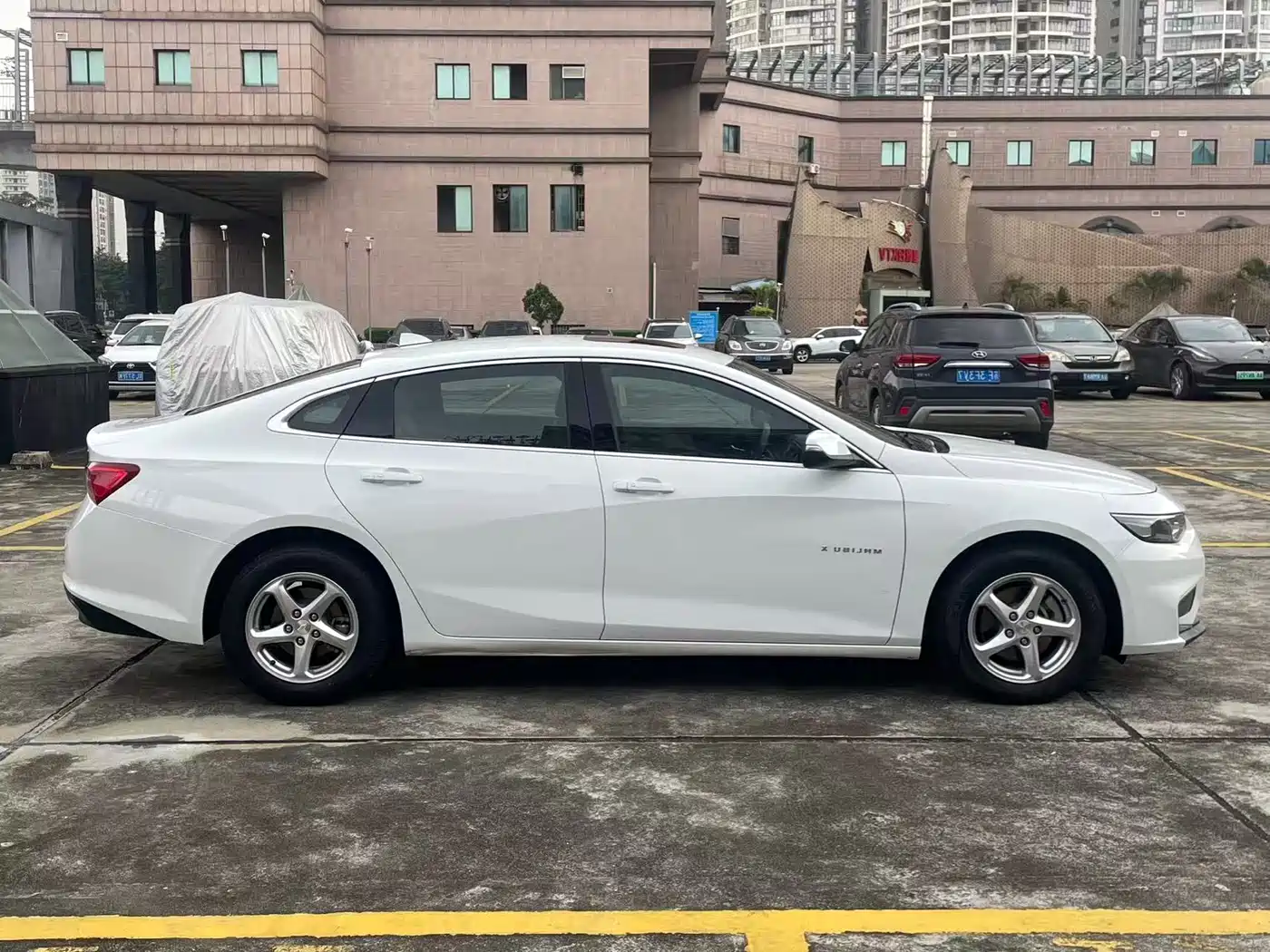 Chevrolet Malibu XL 2017 1.5T Auto Enjoyment Edition фото 27
