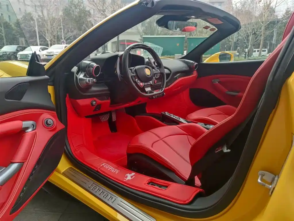 Ferrari F8 2023 2020 Spider 3.9T V8