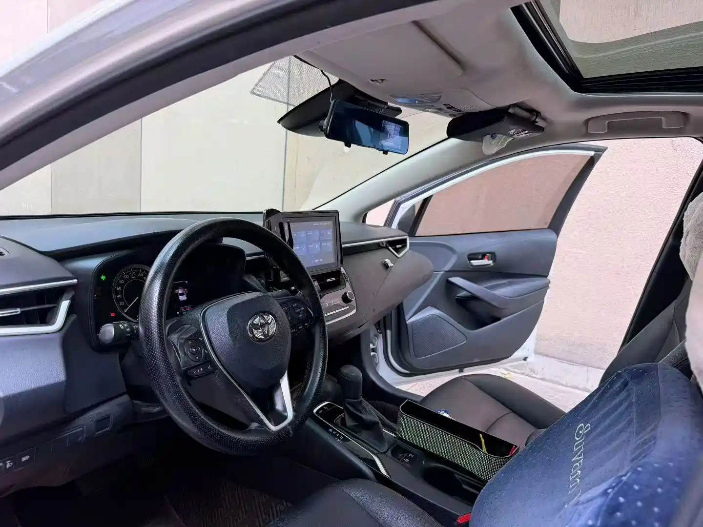 صورة 5 - Toyota Corolla