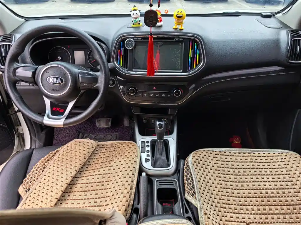 Kia KX3 Smart Run 2015 1.6L Automatic 2WD DLX фото 10