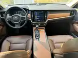 Photo 11 - Volvo S90