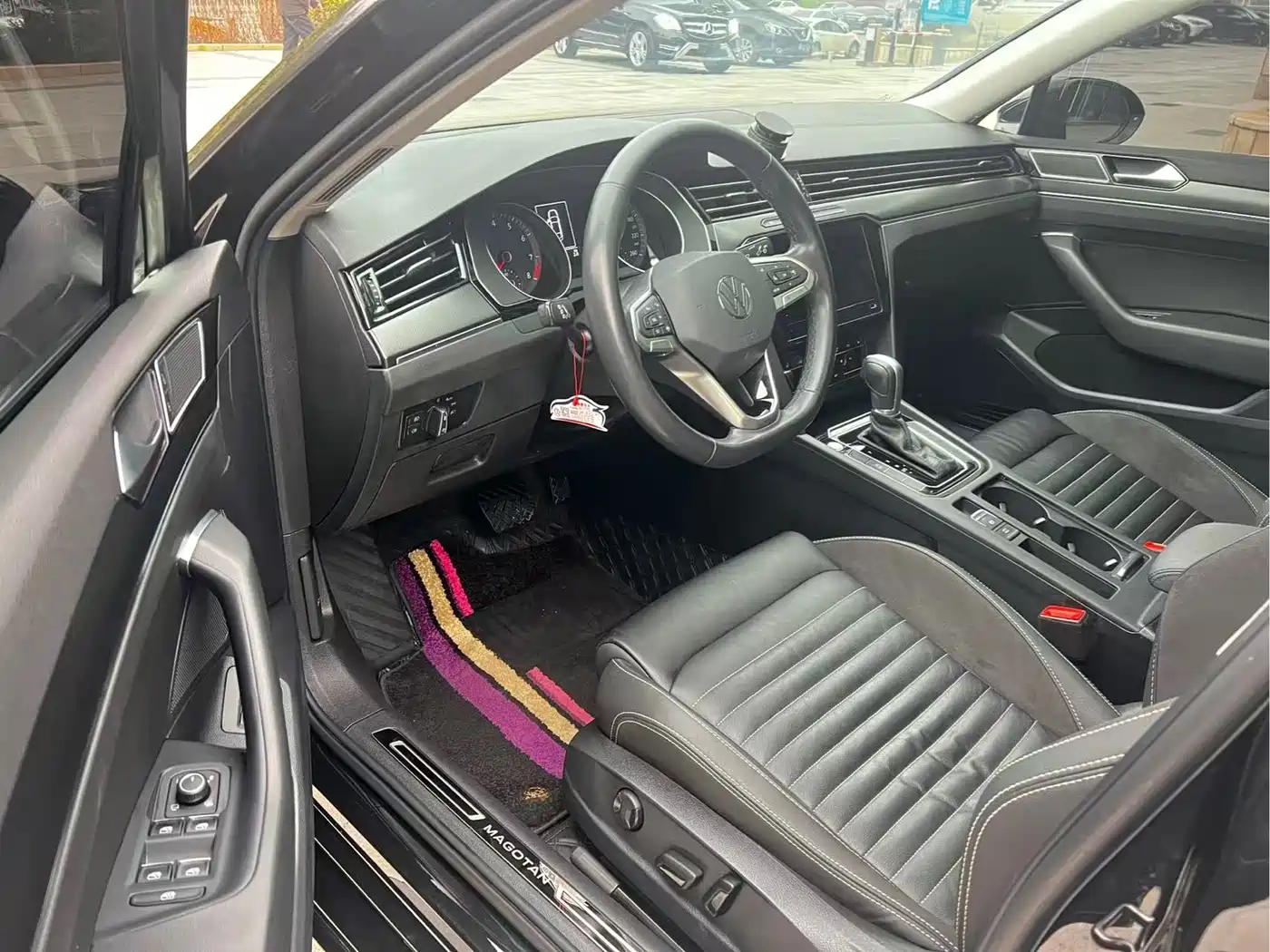 Volkswagen Magotan 2020 330TSI DSG Leading фото 8