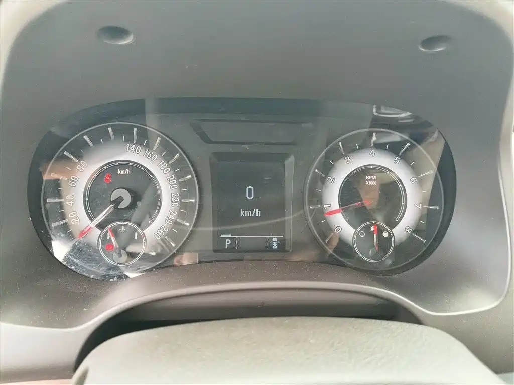 Roewe 950 2015 2015 1.8T Elite Edition