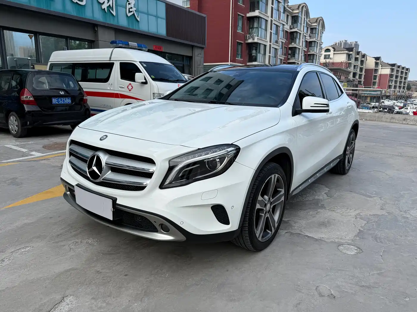 Mercedes-Benz GLA 2015 GLA 220 4MATIC Luxury