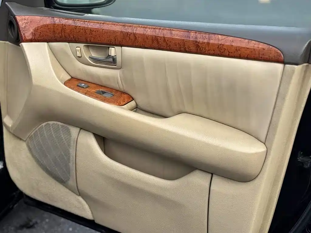 Lexus LS 2004 430 фото 17