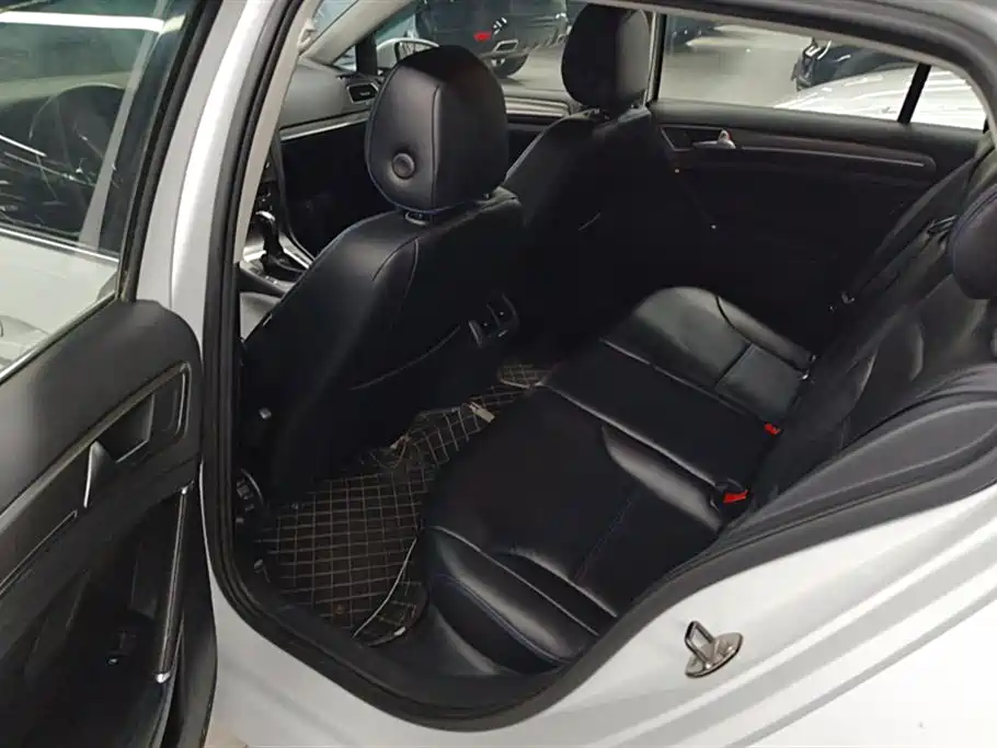 Volkswagen Golf 2014 1.4TSI Automatic Comfort фото 11