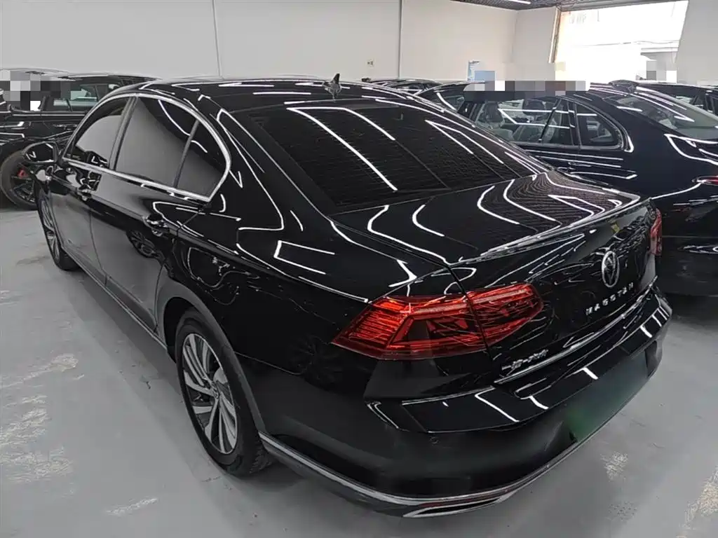 Volkswagen Magotan GTE Plug-in Hybrid 2022 GTE Luxury фото 5