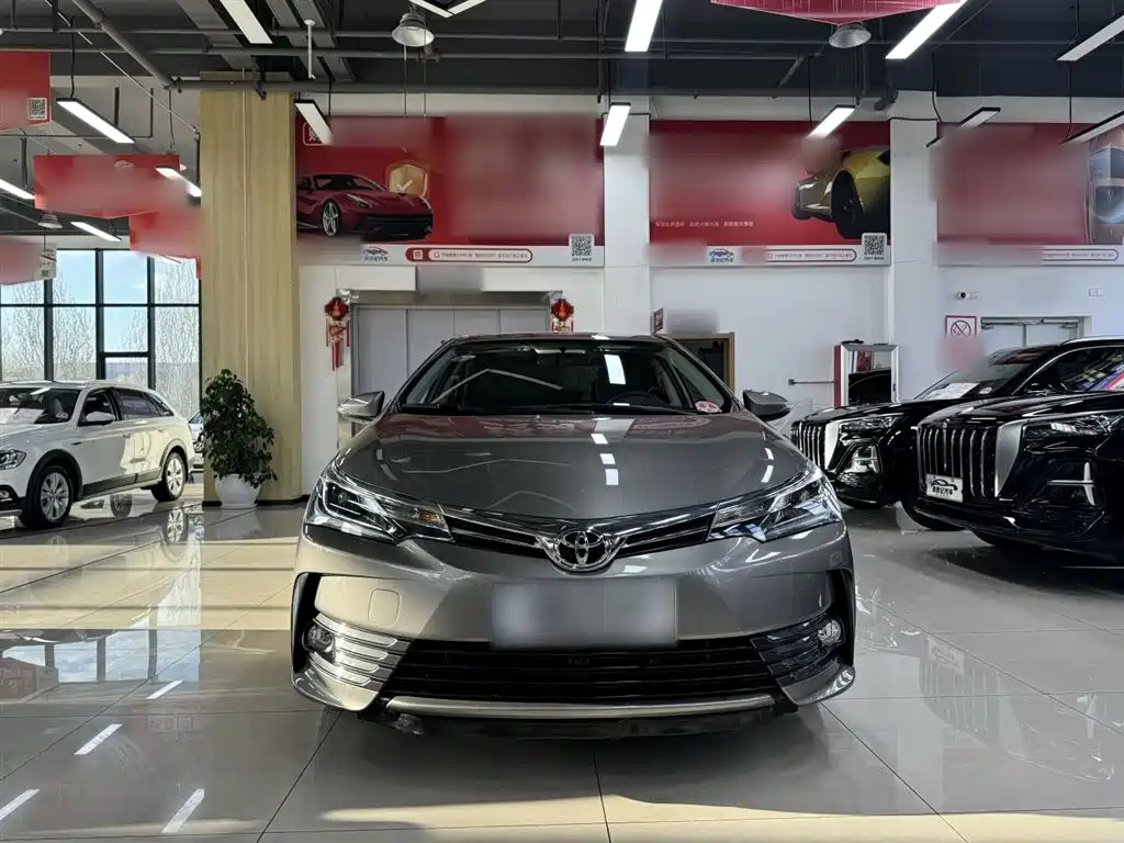 Toyota Corolla 2018 1.2T S-CVT GL-i Smart Shine Edition фото 9