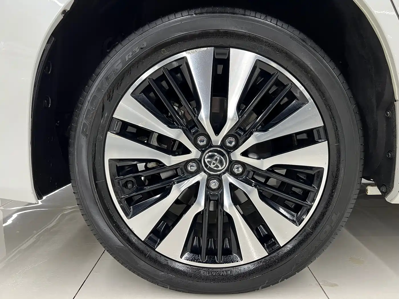 Toyota Alphard 2018 Facelift 3.5L Premium Edition фото 28