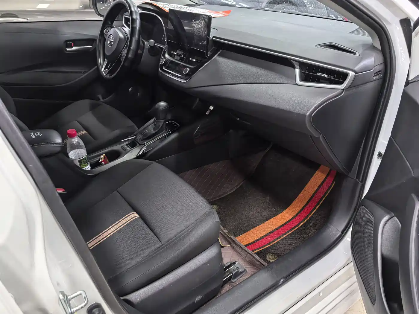 Toyota Levin 2024 Smart Hybrid 1.8L Knight Edition фото 10