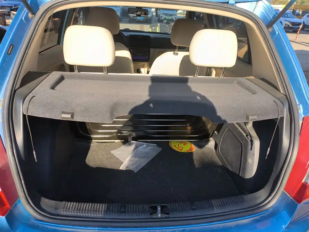 Škoda Fabia 2014 1.4L Automatic Crystal Edition фото 9