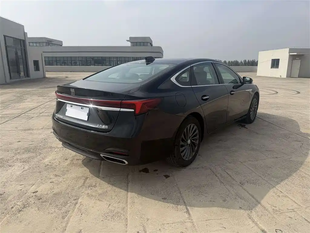 Buick LaCrosse 2025 2025 Model 28T Platinum Edition