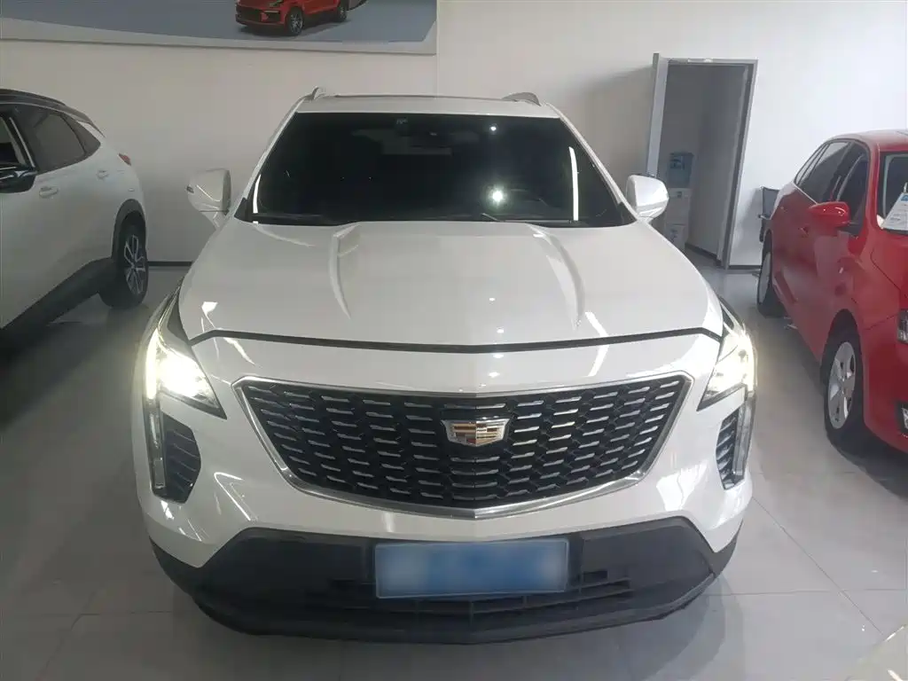 Cadillac XT4 2021 28T FWD Technology Edition фото 3