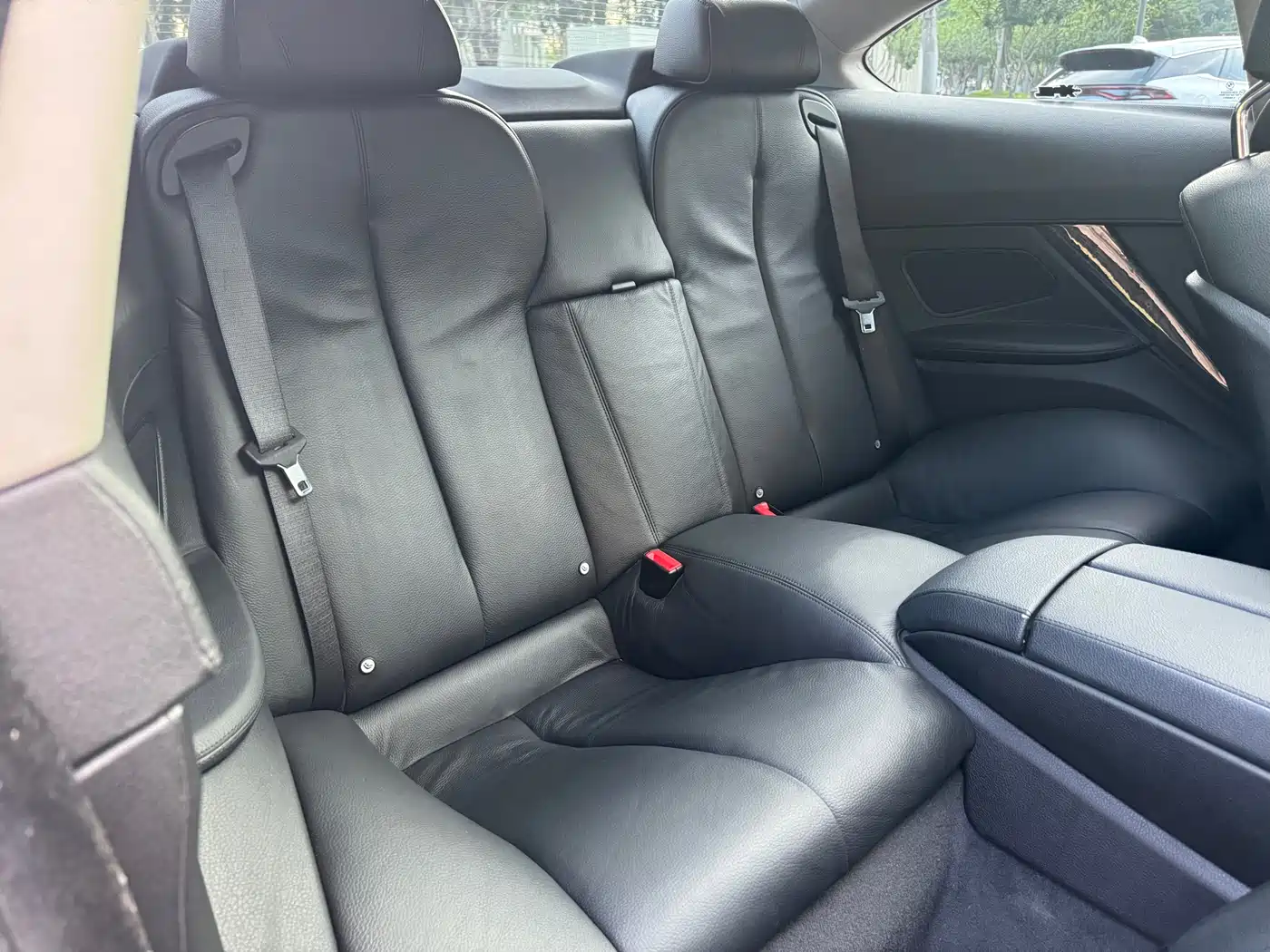 BMW 6 Series 2012 640i Coupe фото 13
