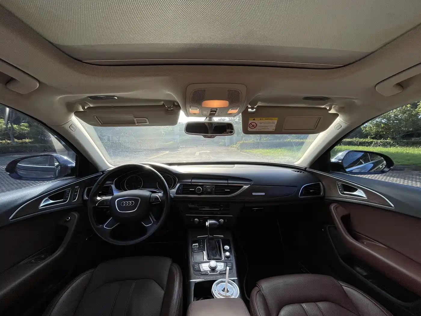 Фото 10 - Audi A6L