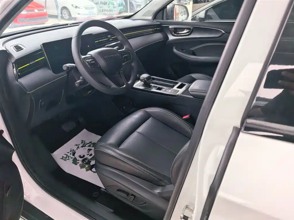 Фото 10 - Roewe RX5