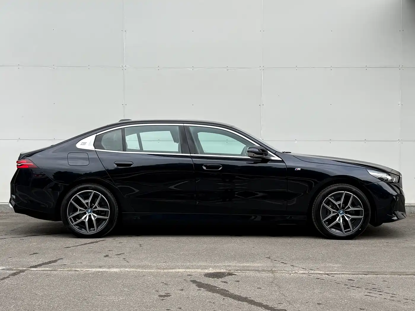 BMW i5 2025 2025 eDrive 40L M Sport Package